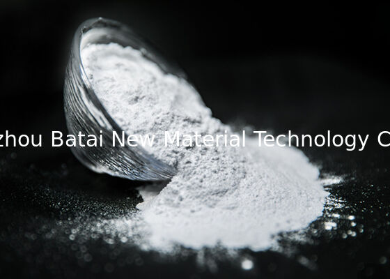 Wit poeder lichtverspreidende stof