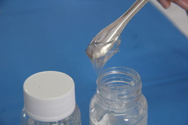 CAS 541-02-6 Dimethicone Silicone Olie voor hoge viscositeit Gemakkelijk verspreid en niet vettig met een langdurig zijdeachtig gevoel en een fijne lijnverberging BT-9145
